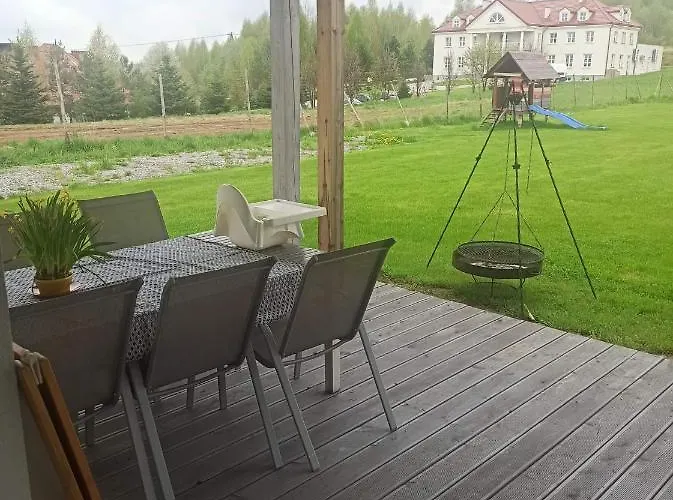 Domek Caloroczny Pod Dworem
